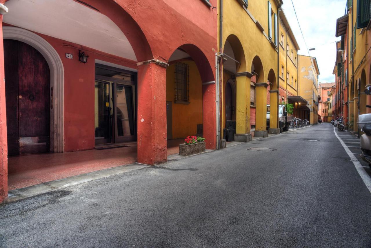 Bologna City Center Apartment By Wonderful Italy Bolonha Exterior foto